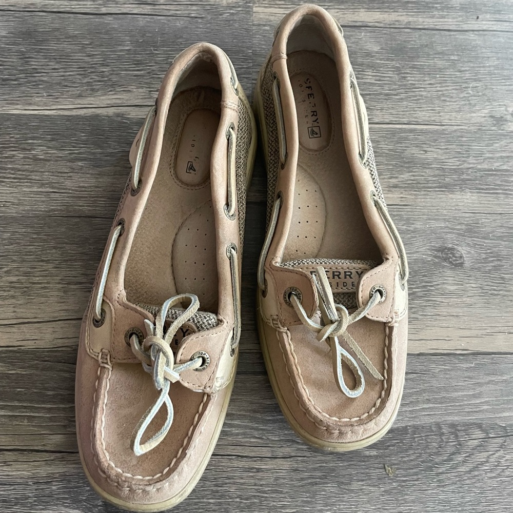 Sperry Topsiders